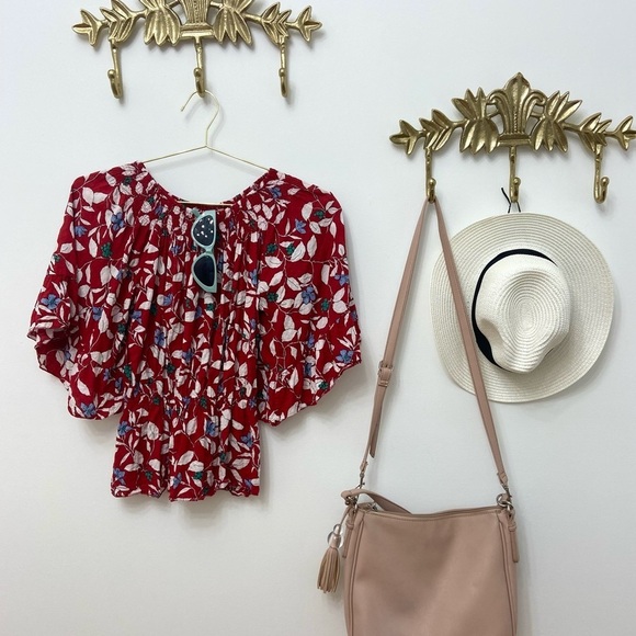 Vacation 100%Bohemian cotton butterfly sleeve top Xs pit 18” l 28” - Picture 4 of 4